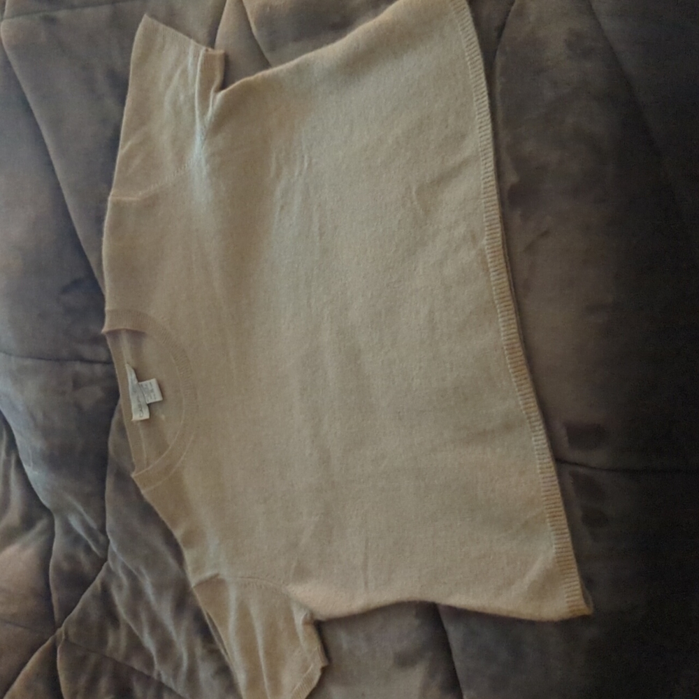 Cashmere short sleeve sweater